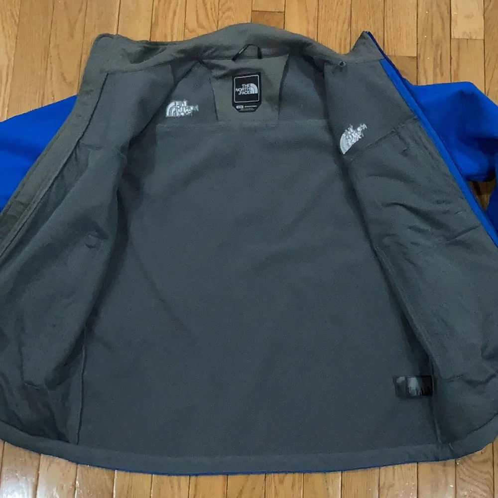 Men’s Blue North Face Jacket